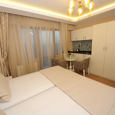 Taxim Otel 3*