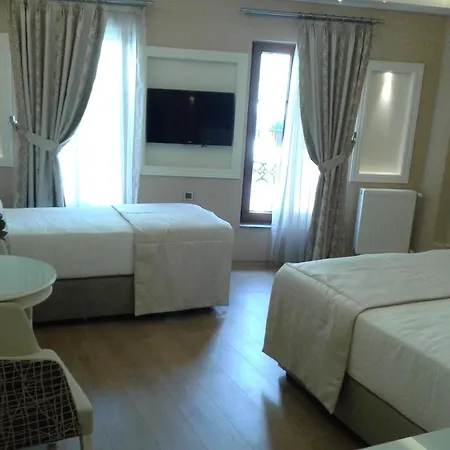 Otel Taxim 3*