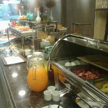 Otel Taxim 3*