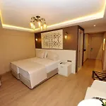 Taxim Hotel 3*