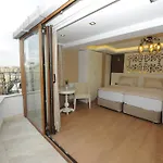 Hotel Taxim 3*