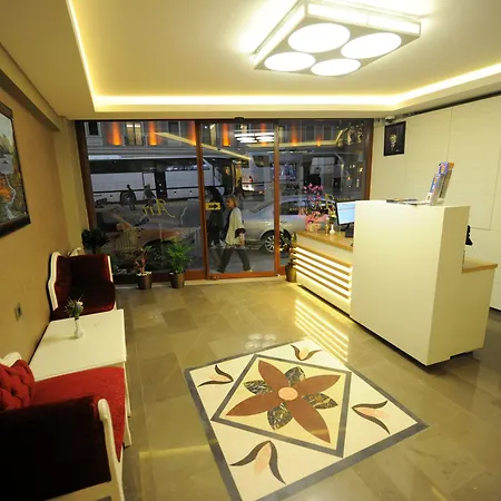 Hotel Taxim 3*